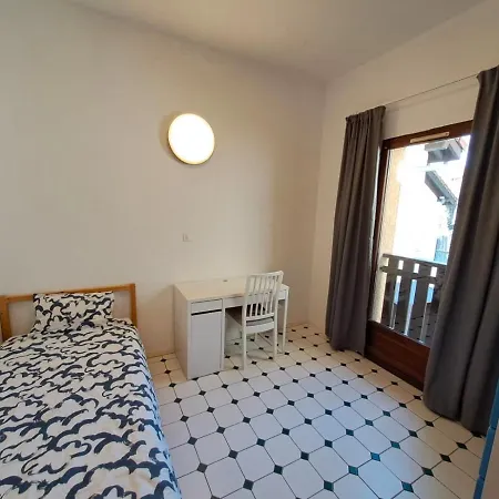 Convenient&comfortable House, Voltaire Appartement Ferney-Voltaire