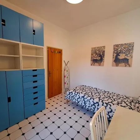 Convenient&comfortable House, Voltaire Appartement